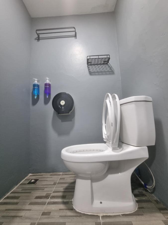Met A Space Pod @Phrom Phong กรุงเทพมหานคร ภายนอก รูปภาพ